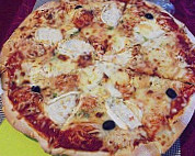 Pizzas Chez Flo food