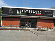 Epicurio outside