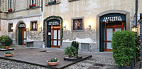 Trattoria Del Teatro outside