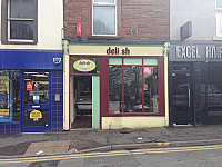 Deli.sh outside