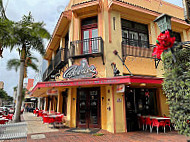 Capone's Coal Fired Pizza Fort Myers inside