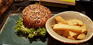 Hans Im Gluck Burgergrill Bar food