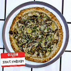 Vizza New Age Pizzabar food