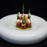 Monarh À l'intérieur