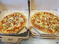 Pizza Hut food