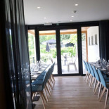 Quarante Cinq Comida