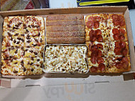 Pizza Hut food