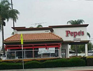 Pepe's outside