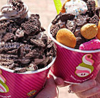 Menchie's Frozen Yogurt food