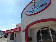 Sodalicious outside