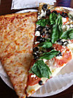 Vinny's East Coast Pizzeria food