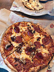 Mod Pizza food