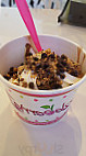 Razzleberriez Frozen Yogurt food