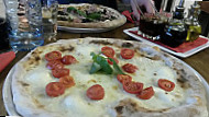 Pizzeria Luna Rossa food