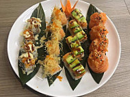 Amicosushi food