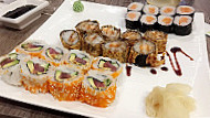 Lee Sushi  food