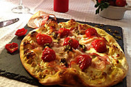 Hop'la Pizza food