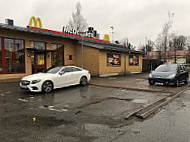 Mcdonald's outside