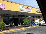 La Fontana Grill outside