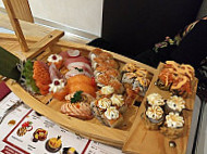 Kisoro Sushi Kaiten food