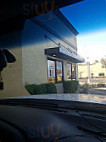 El Pollo Loco outside