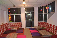 Rajat's Roof 80 inside