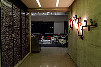 Lobby Cafe - B Hotel Quezon City inside