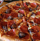 Toppers Pizza food