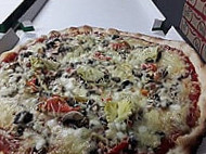 Pizza Di Nonna food