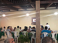 Paulinho Pizzaria inside