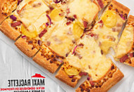 Pizza Hut food