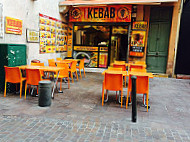 Populaire Kebab inside