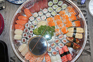 San Sushi food