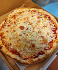 Giovanni's Pizza food