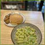 L'enka Toque À l'intérieur