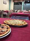 Pizzeria La Fontana food