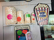 Big Pop's Popcorn Company inside