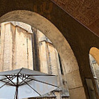 Le Cafe Des Arcades By La Taberna outside