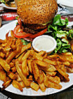 Bougnat Burger food