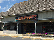 Saladworks outside