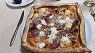 Pizzeria Tre Ponti food