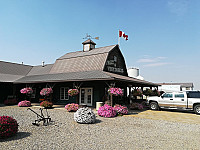 Broxburn Vegetables & Cafe outside