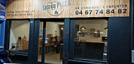 La Boite A Pizza inside