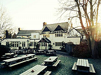 The Three Horseshoes Inn outside