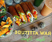 Rawattitude Cafe Vegano food