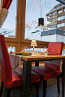 Jackie Val Thorens Bar Restaurant Club food