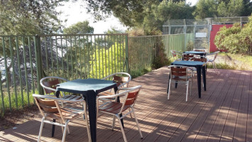 Cafétéria La Terrasse (salle Le Préau) inside