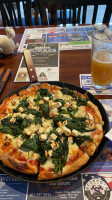 Zorba's Pizza Pub food