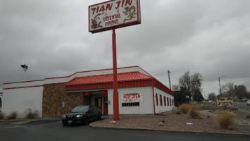 Tian Jin Oriental Cuisine outside