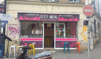 City Meal inside